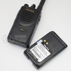 MagOne A8 4W VHF極高頻遠程 對講機