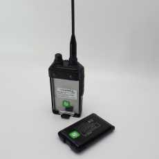 雙顯示 UV多頻段收發 5W 多功能機 按鍵式輸入頻率 對講機 收音機