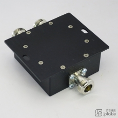 Connectors 50-OHM RF 1分2連接器/同軸連接器 UHF