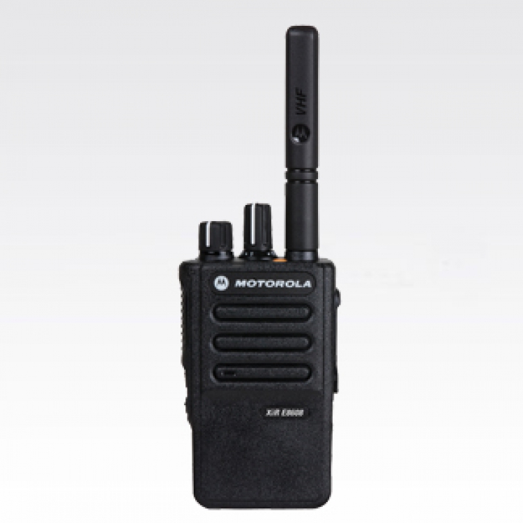 Motorola Xir E8608i 數碼機 藍牙 數據GPS IP57防水性能  對講機 UHF