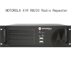 輕巧 Motorola SLR1000數碼中轉發射接收器 Radio Repeater 數碼/模擬 UHF 雙向無線電對講機基地 10W