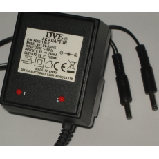 供Motorola用220V 雙頭快速充電火牛