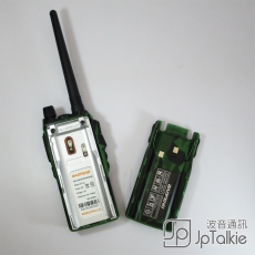 Baofeng UV-82 業餘無線電愛好者必備 多功能機 按鍵式輸入頻率 UHF和VHF雙頻對講機