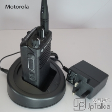 NNTN8293 原裝Motorola 快速充電座連變壓器 對應XiR P6600, 6608 專用
