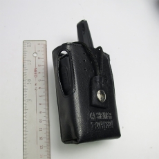 對講機T38 硬身 皮套M碼保護套 耐高溫 機套 防止觸控鍵盤/防刮花/ 防碰/ 後背扣/方便攜帶 適合小型對講機使用  10cm 6cm 3cm 