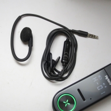 原裝Hytera BM11 勾耳式耳塞 HYT-S10對講機專用A35Q 3.5mm 單針接頭、內建線控 PTT（發話鍵）與 VOX（聲控）功能，重量僅 10.3 克，輕巧耐用